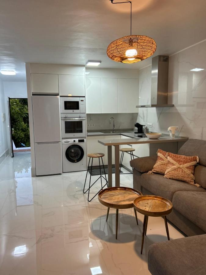 Moderno Apartamento Cerca Al Mar Tias Exterior photo